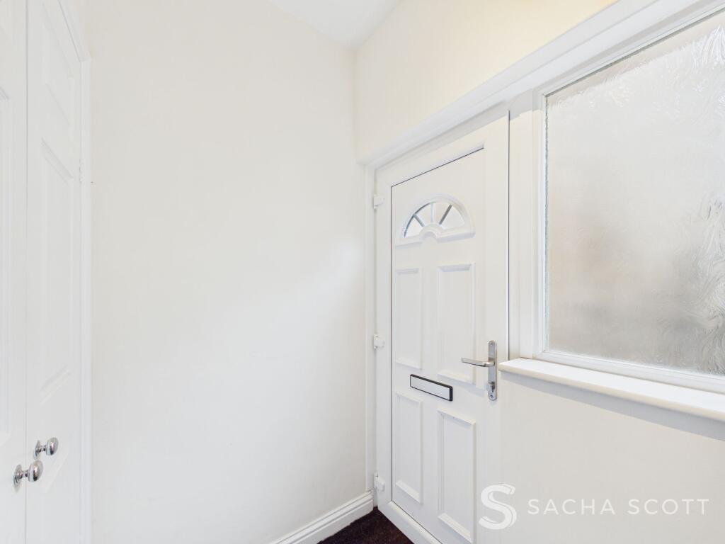 Entrance &amp; Storage