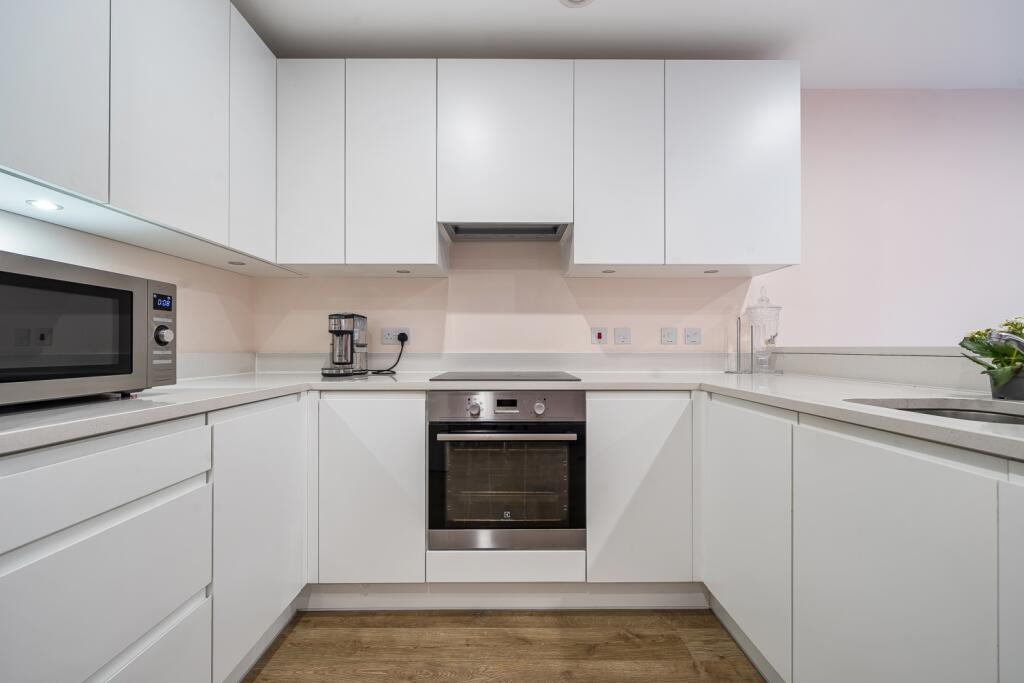 Kitchen (2)