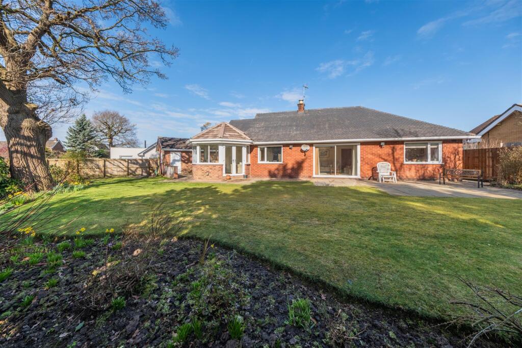 15 Pentre Close-037.jpg