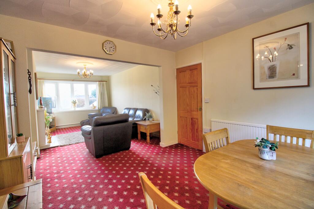 IMG_1528_29_30_Interior 4