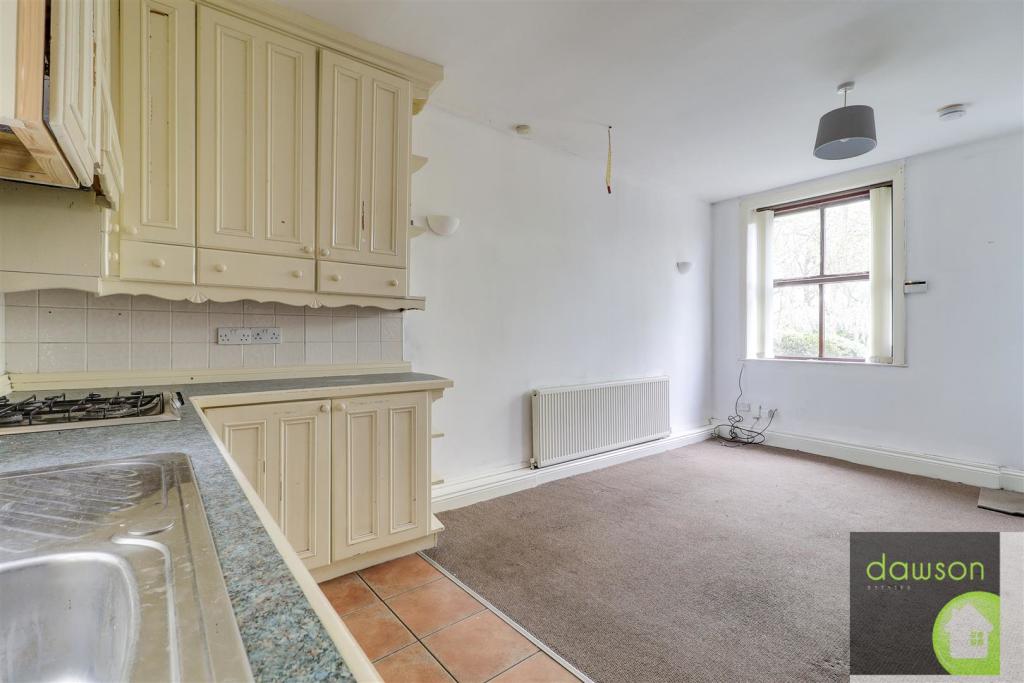 Lounge/Kitchen