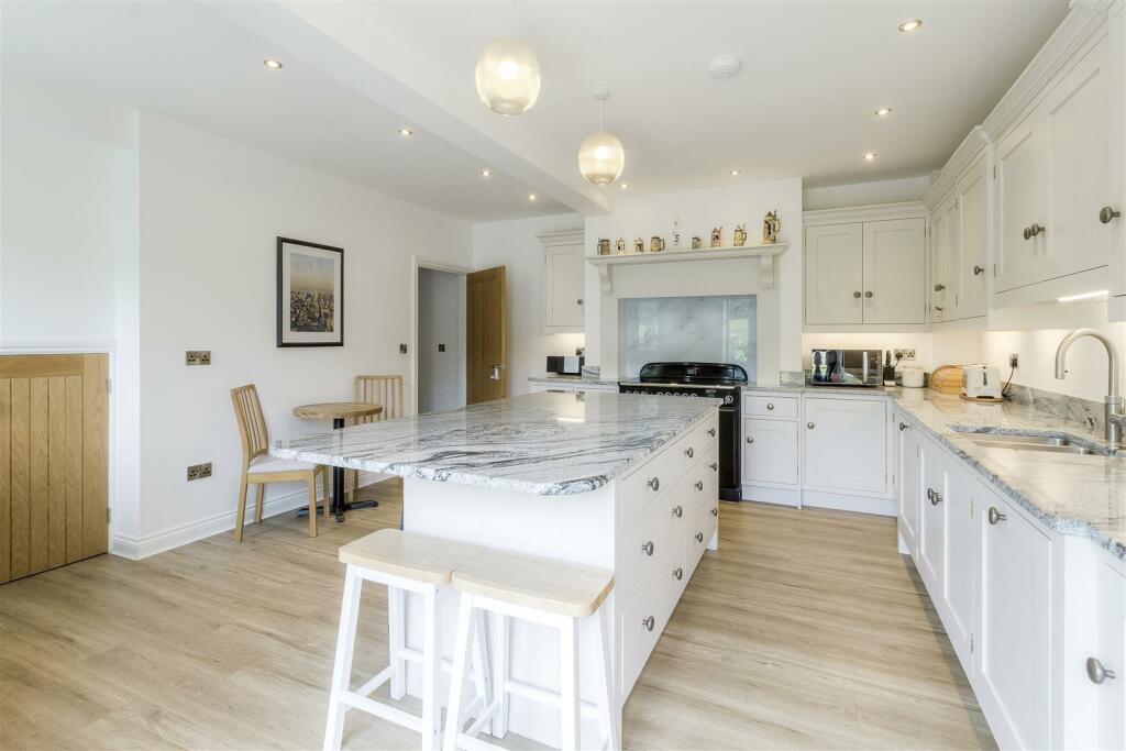 3 Poplars Yard, Shuttington