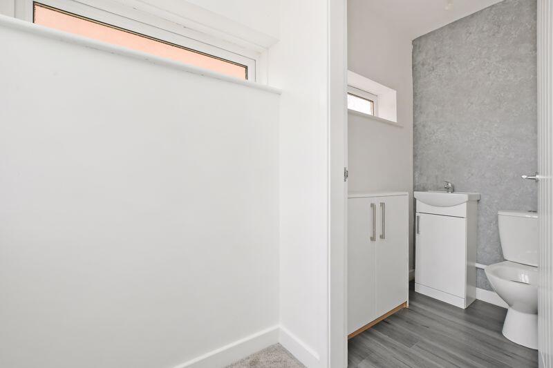 Bedroom 1 WC
