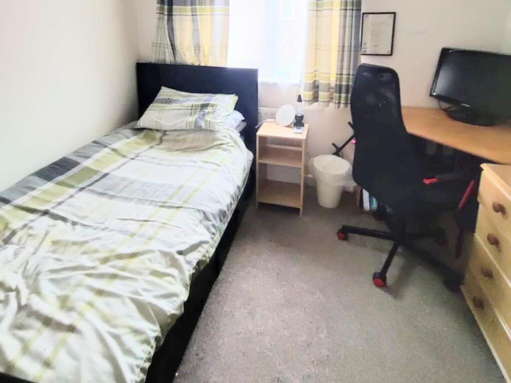 THIRD BEDROOM