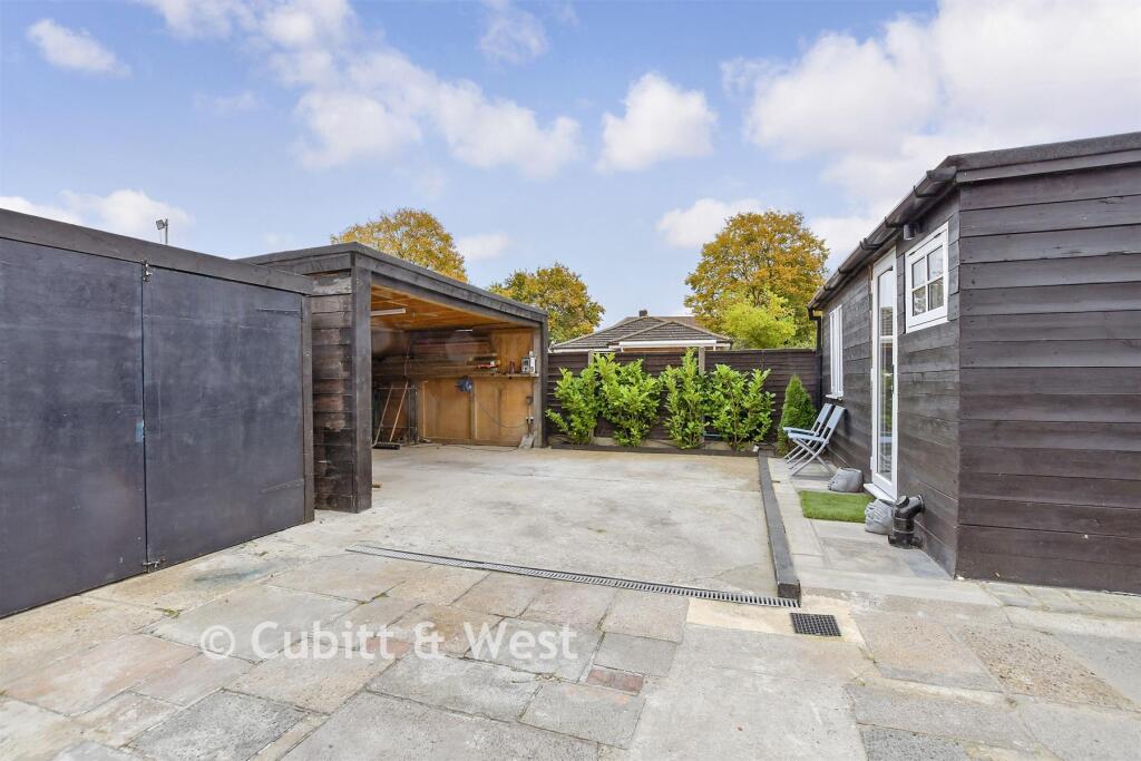 Workshop/Outbuildings