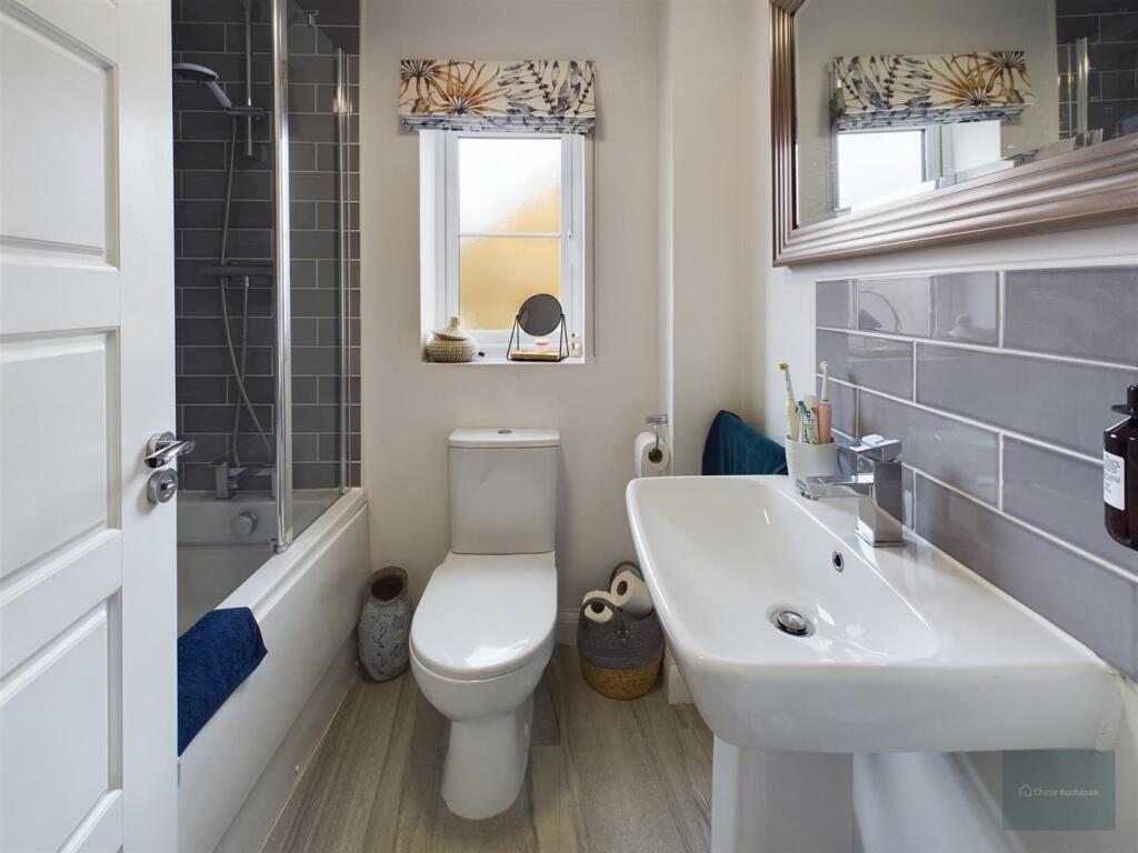 CAM02558G0-PR0203-ST