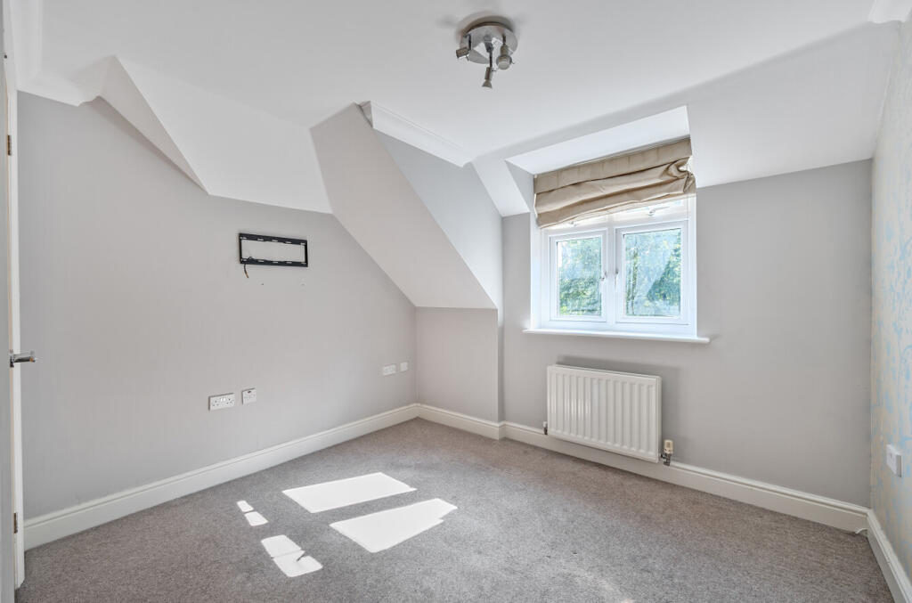 1330835-15-688346...