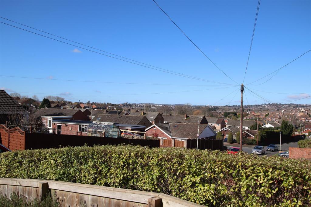 Outlook to Front.JPG