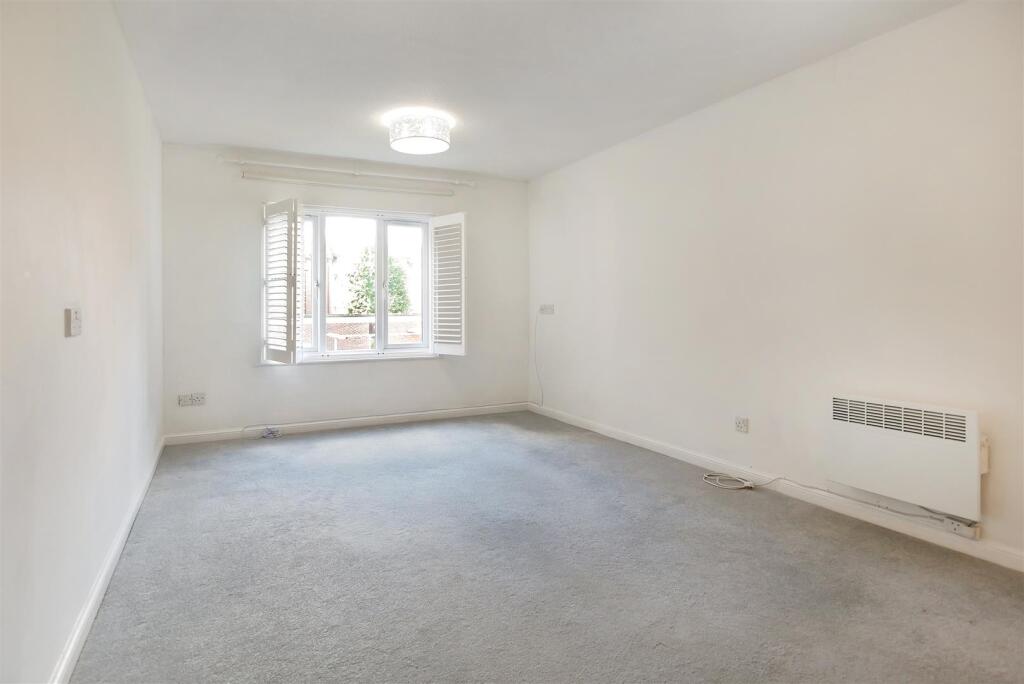 Sitting Room.jpg