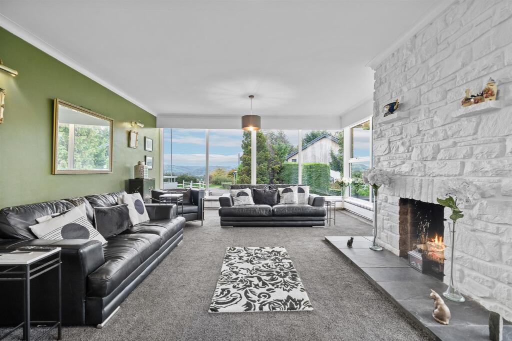 1 Parc Close-45.jpg