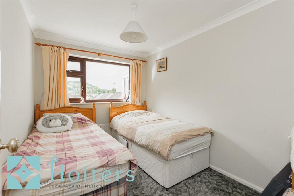 16 Underhill Crescent, Knighton-17.jpg