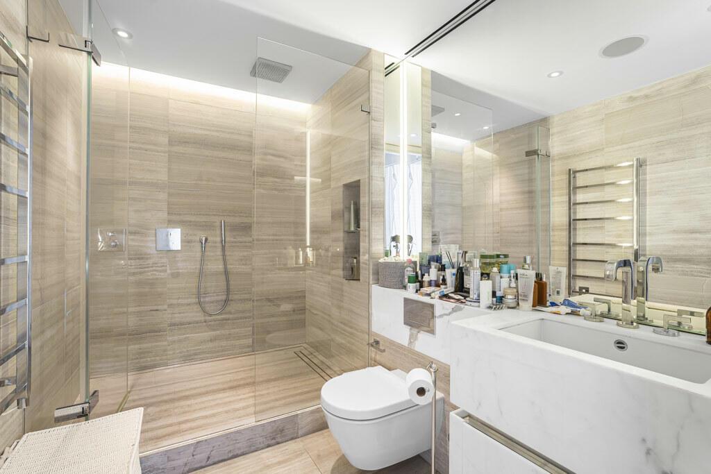 Bathroom.jpeg