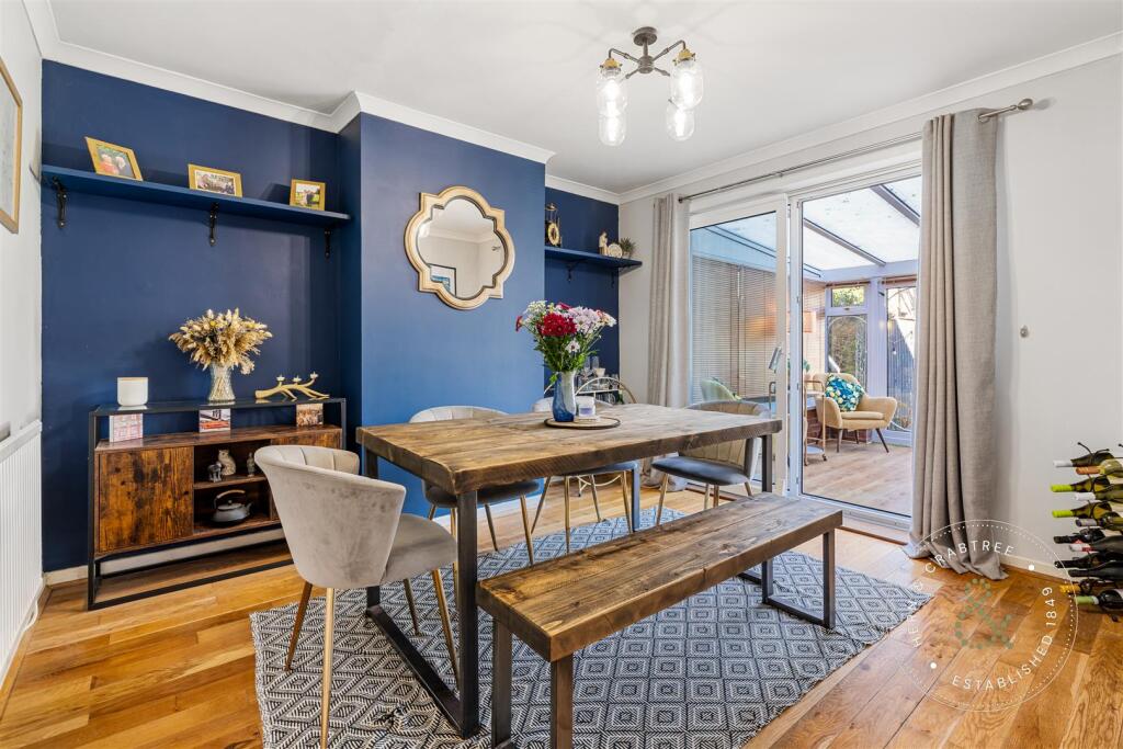 Int Newborough Ave, Hern Crabtree (6).jpg