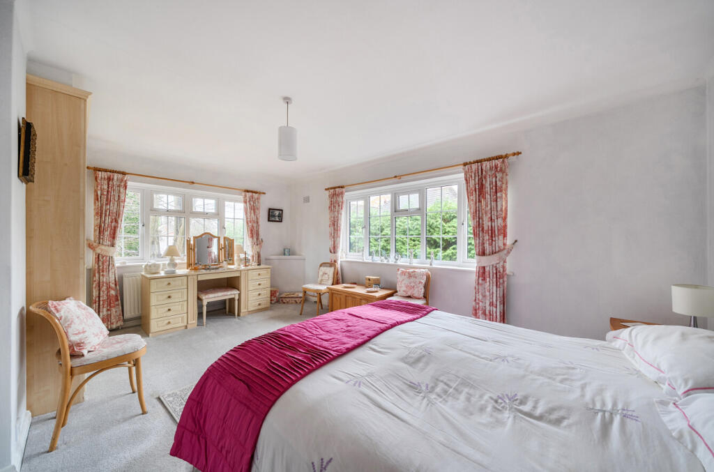 1385762-32-692da7...