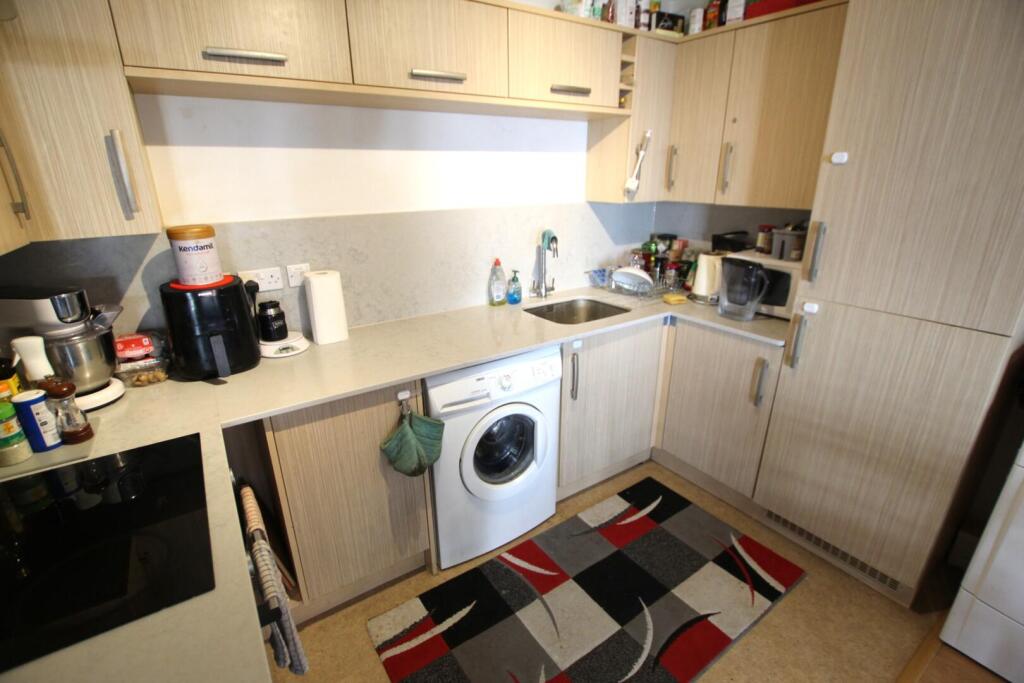 Kitchen.JPG