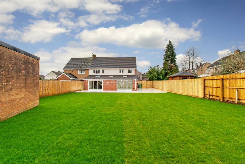 Maes Yr Haf, Pantmawr, HernCrabtree (3).jpg