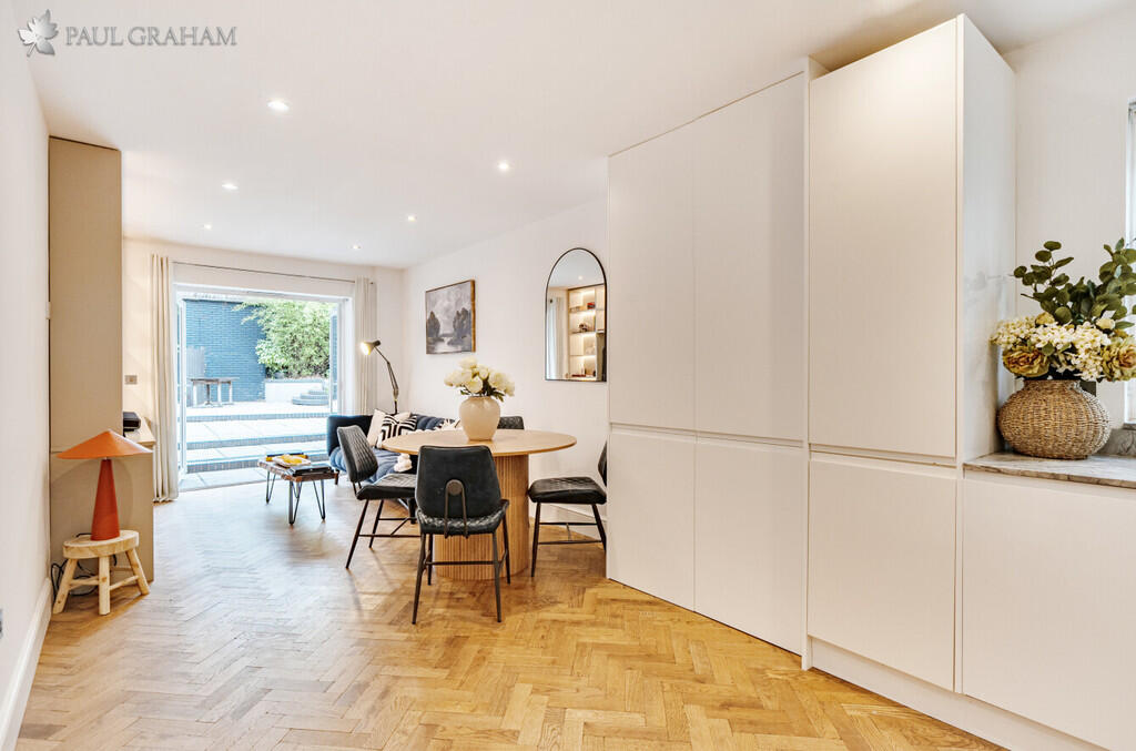 db0ff5ff-ebeb-453...