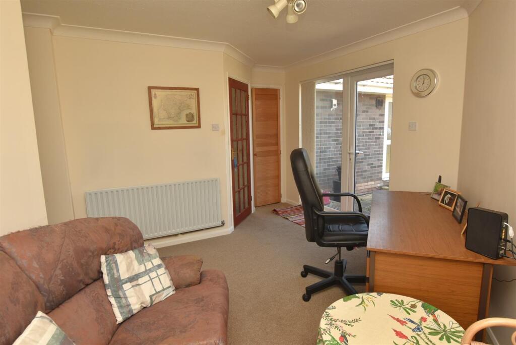 Study/Occasional 3rd Bedroom