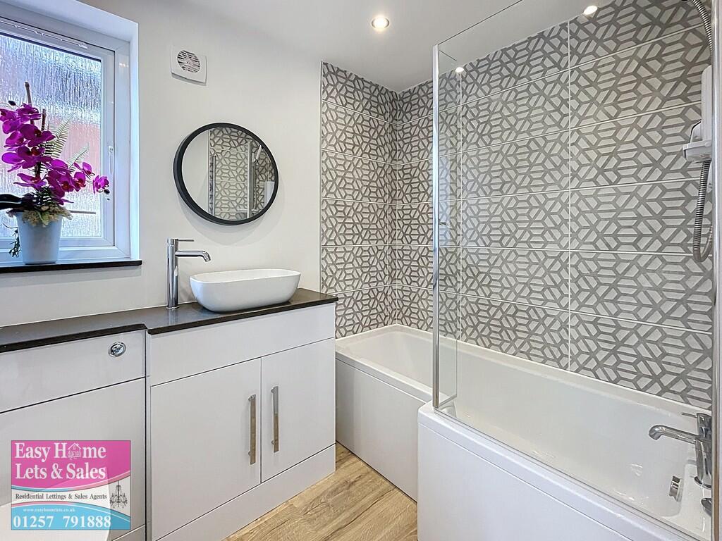 Ground Floor Bath...