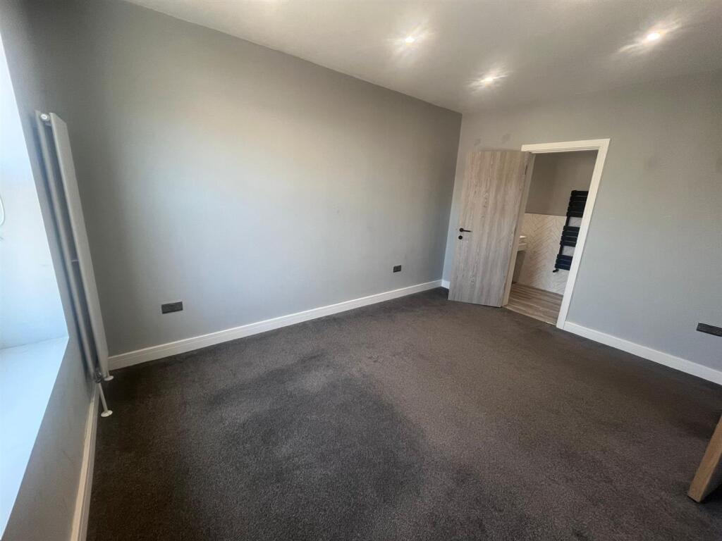 WhatsApp Image 2025-06-16 at 13.44.04.jpeg