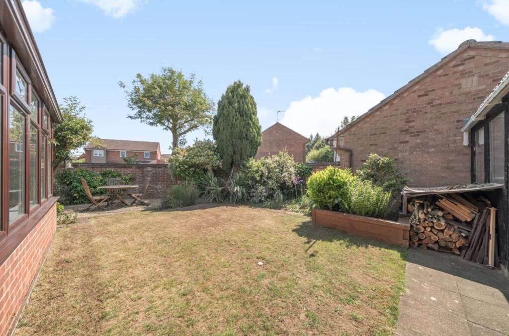 1296095-23-682c6cee7c0bf-ARW-1