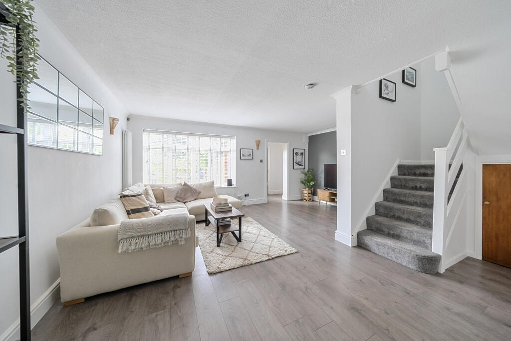 1311332-13-685a9b...