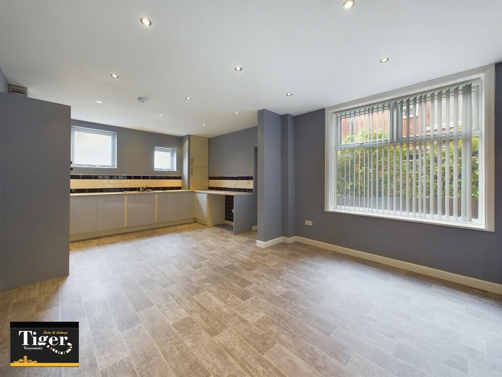 CAM03440G0-PR0102...