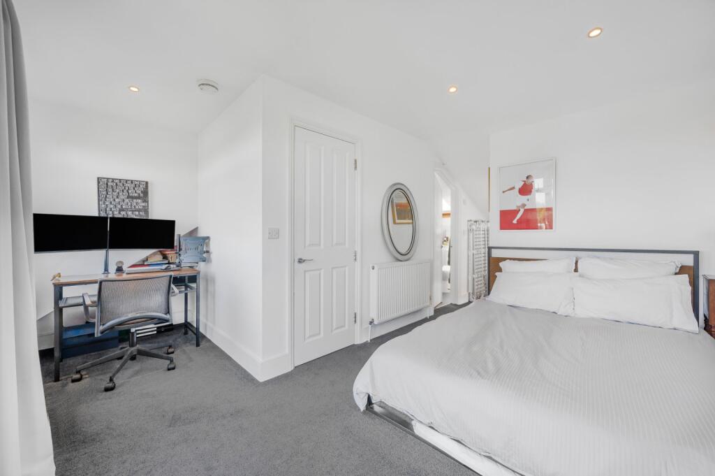 Bedroom 3 (2)