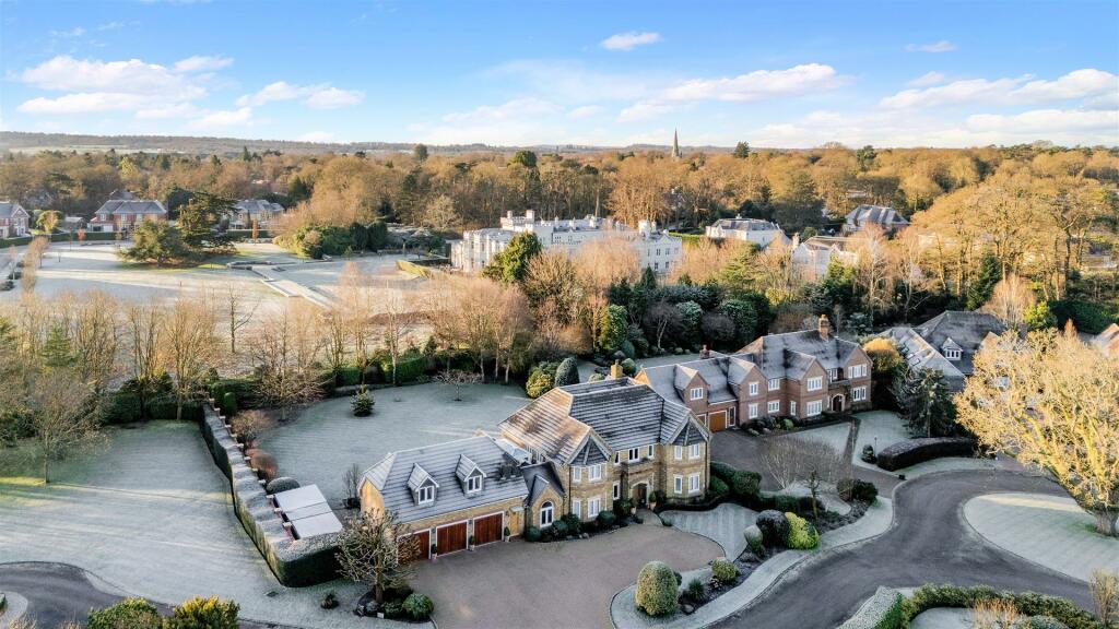 HAMILTON PLACE, 1 DRONE (3).jpg