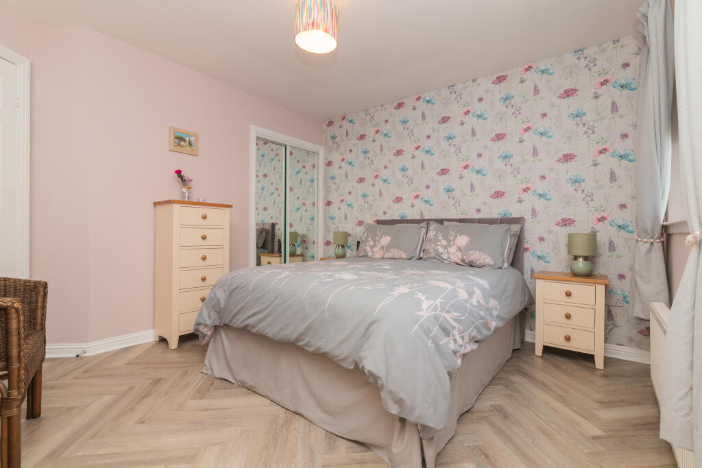 42 Strathcarron Drive, Paisley PA27AW-20