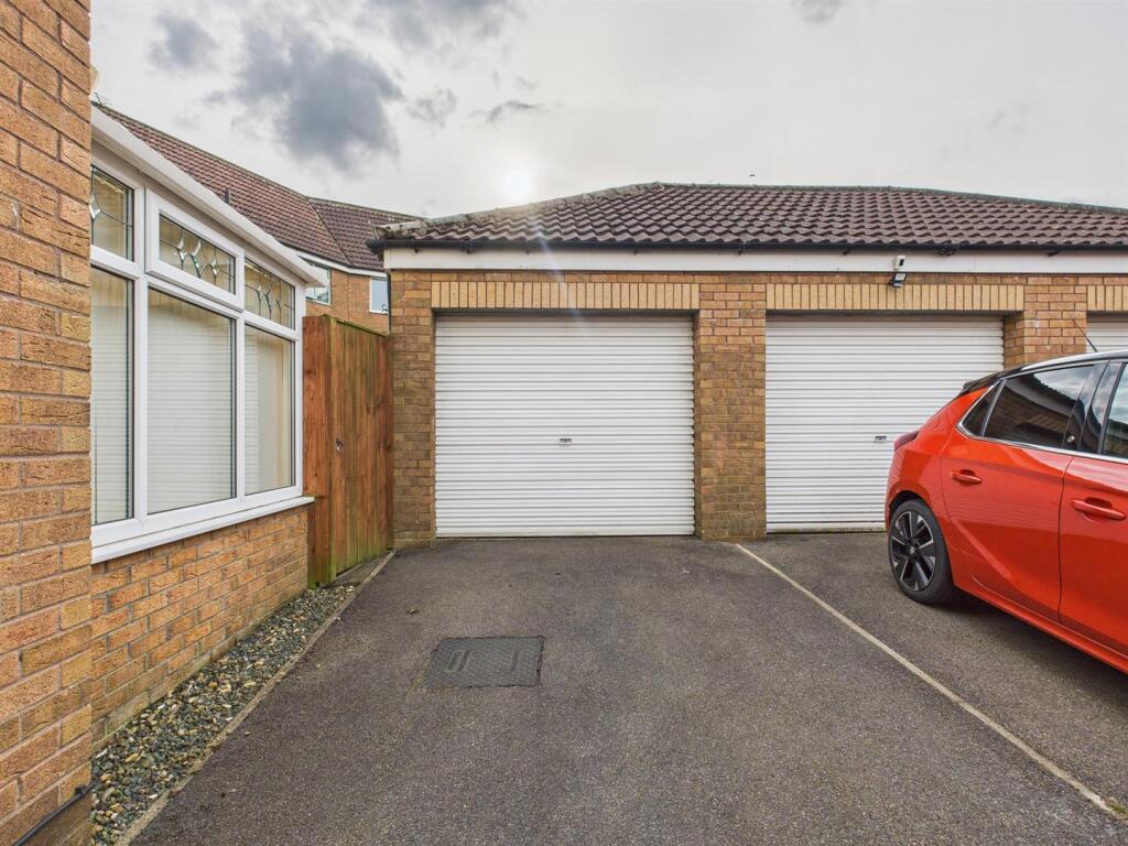 Garage: