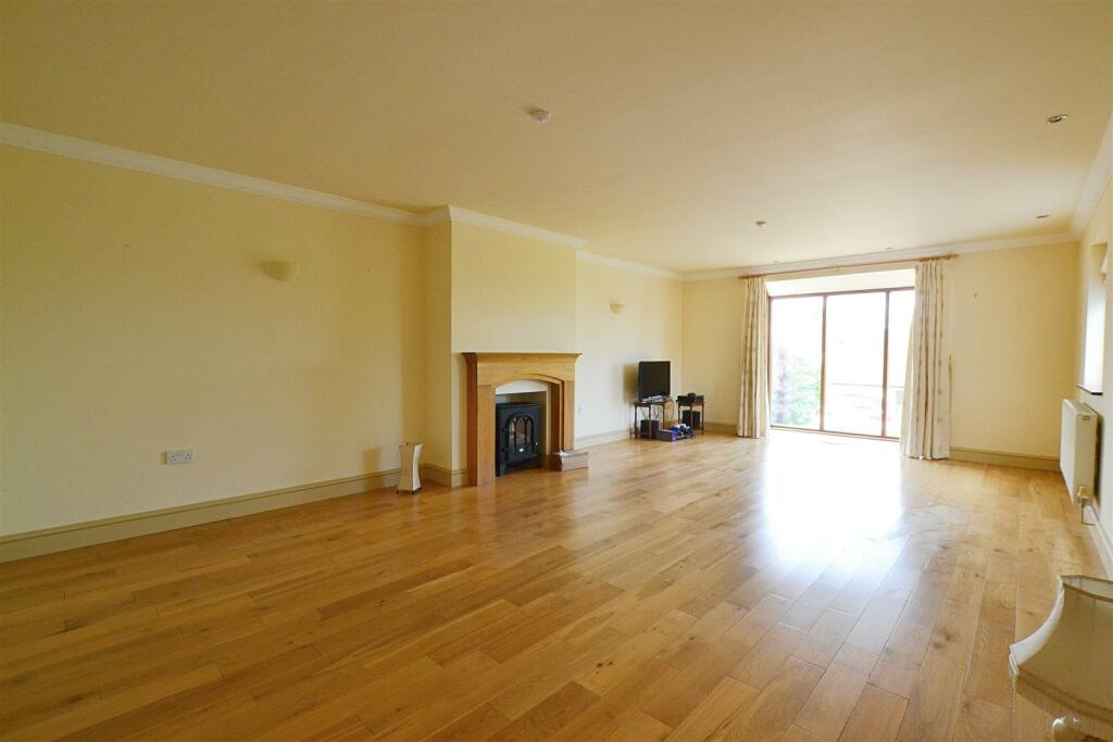 living room.JPG