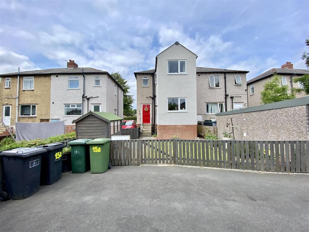 Bramleys Estate Agents - Huddersfield Road - Mirfi