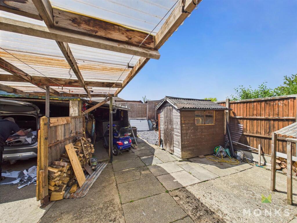 CAM01420G0-PR0715-STILL017.jpg