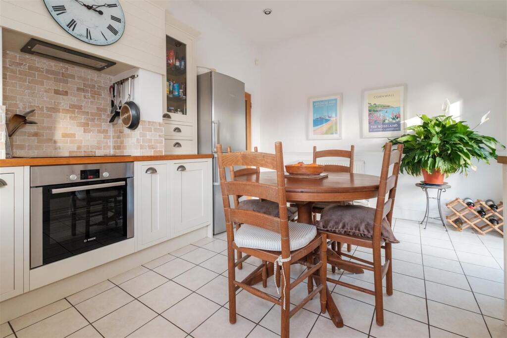 Parry_3 Leigh court Pillaton-20.jpg