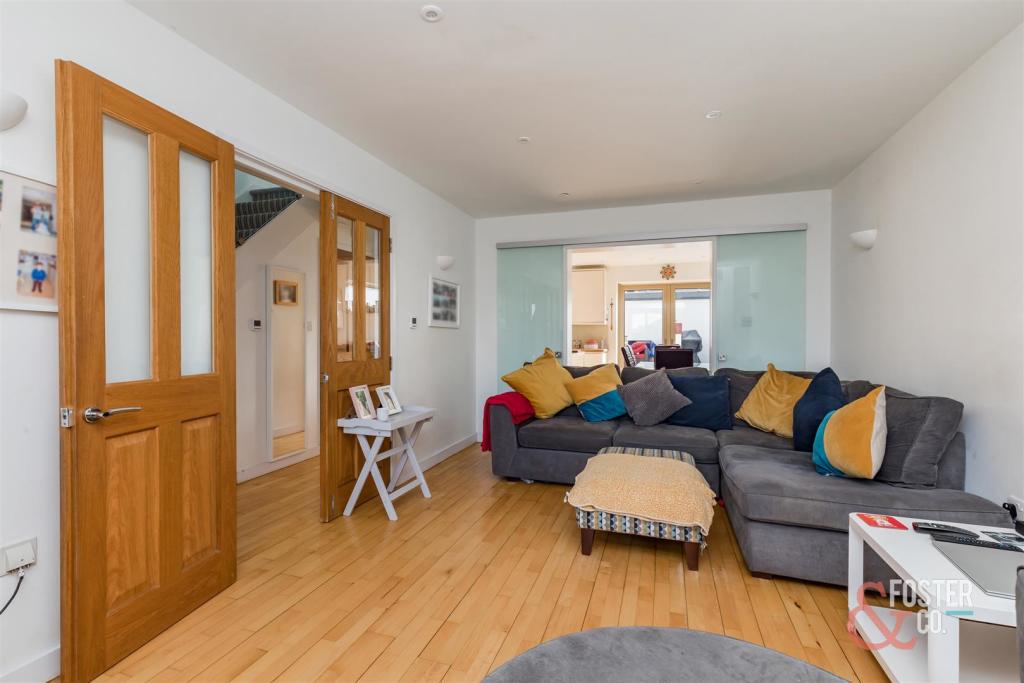 Hogarth Road, 51-10.JPG
