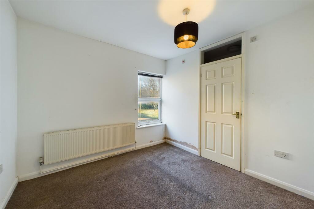 63 Great Western Road, City Centre Gloucester GL1 