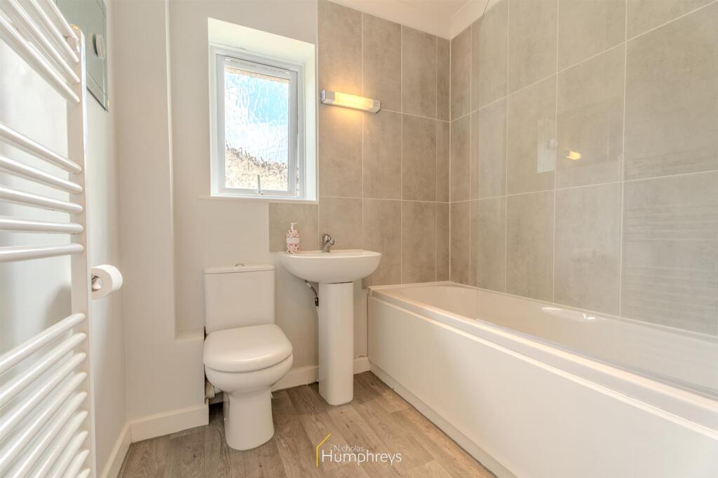 Cambridge Court-08.jpg