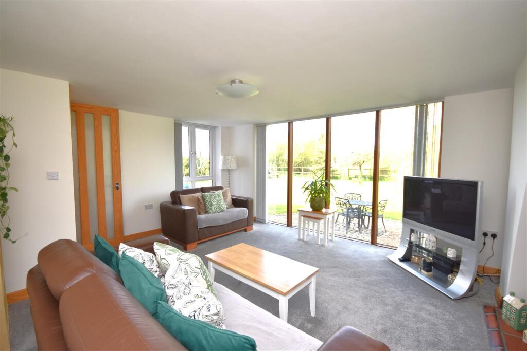 DSC_0852 - Copy (4).JPG