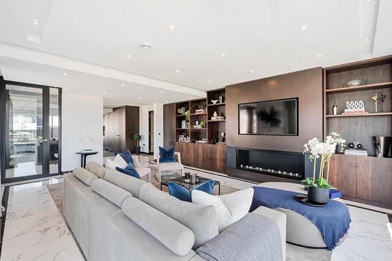 24 SUGAR QUAY   (26).jpg