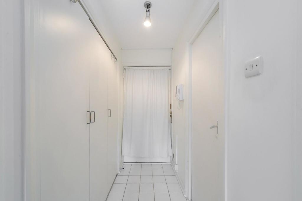 hall.jpg