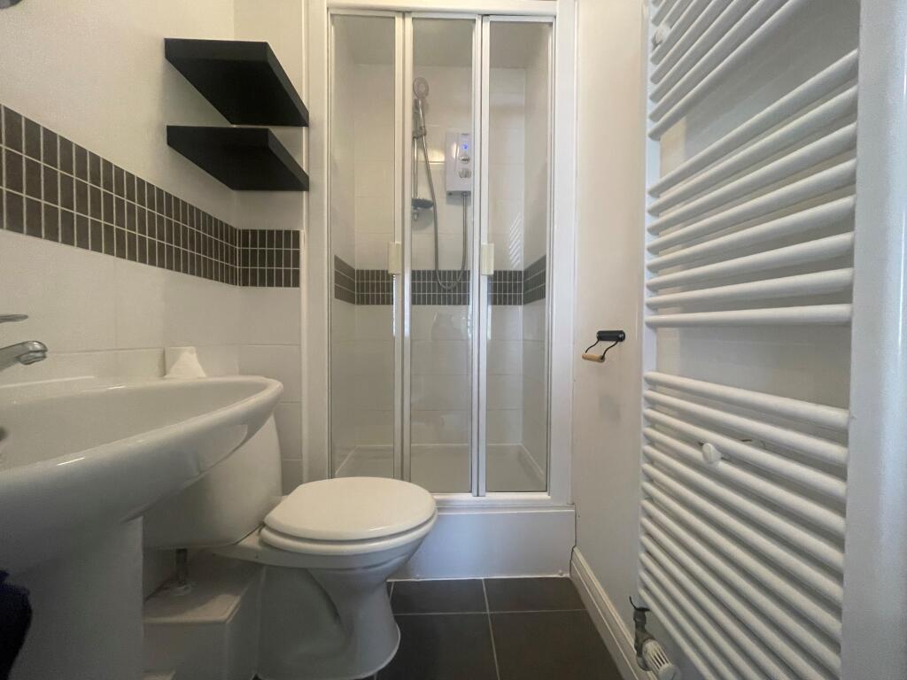 En-suite Bathroom