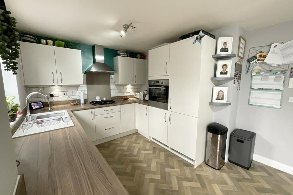 Kitchen/ Diner 