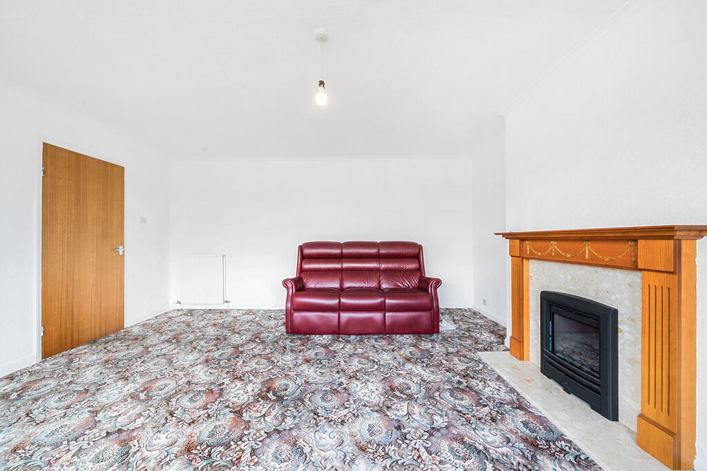 Living/Dining Roo...