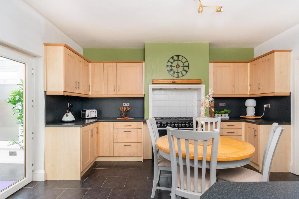 0A5RAN - Kitchen Diner D.jpg