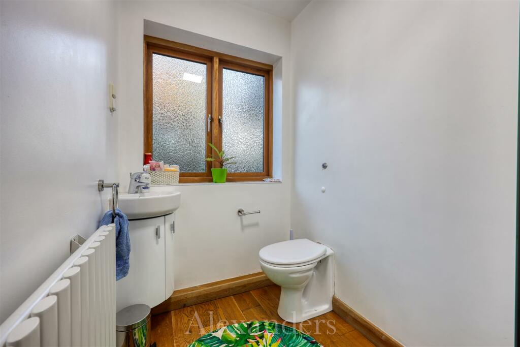 14 Highfield End-32.jpg
