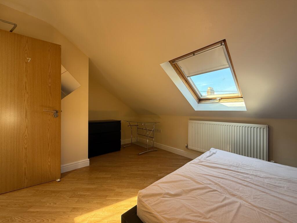 Call 02920 668585 to secure your viewing _9