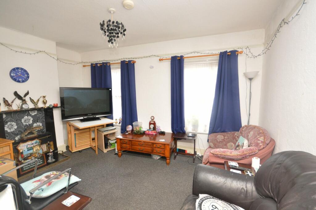 Flat - Living Room