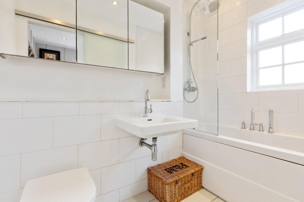 27 Bath Road Ph12.jpg