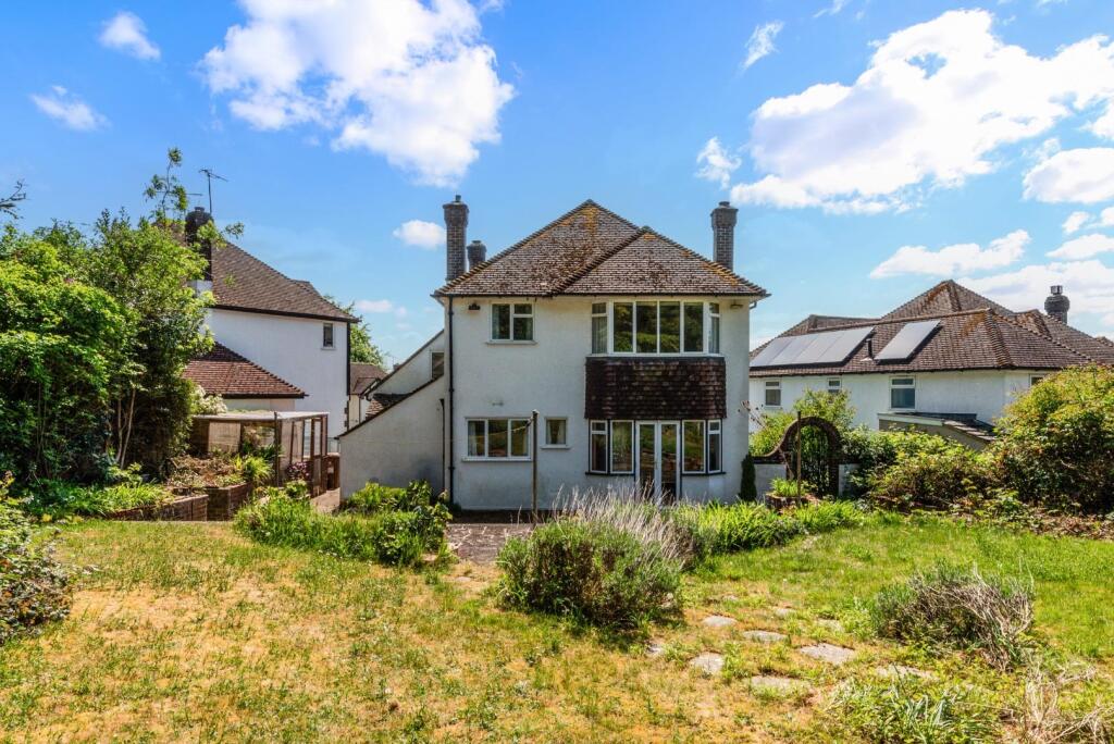 PEMBROKE CLOSE (5).jpg